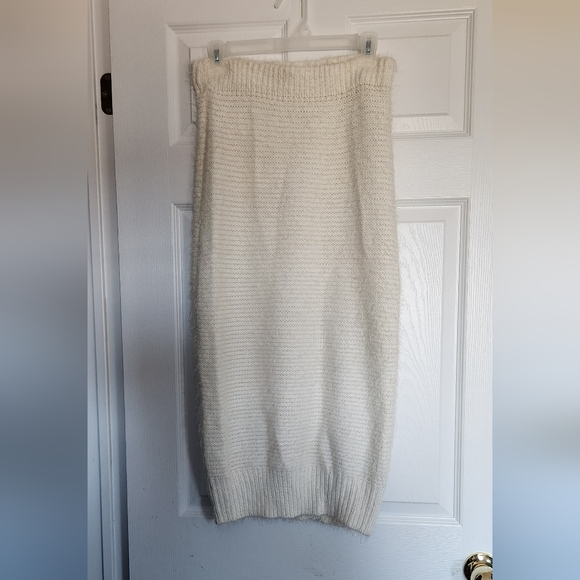 La Classe Couture knit long pencil skirt - Picture 3 of 3